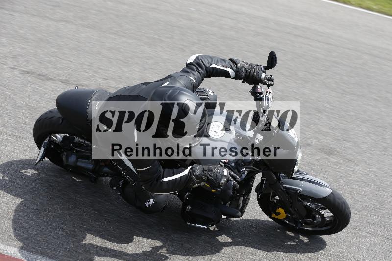 /Archiv-2024/29 12.06.2024 MOTO.CH Track Day ADR/Gruppe gelb/5